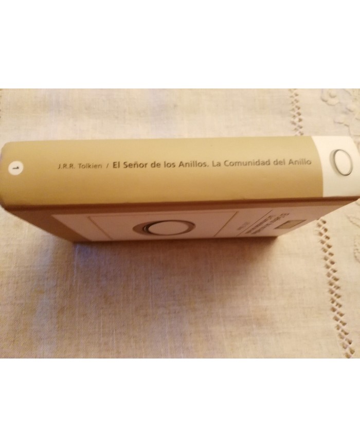 EL SE?OR DE LOS ANILLOS LLA COMUNIDAD DEL ANILLO LIBRO TAPA DURA 2005 574 PGS