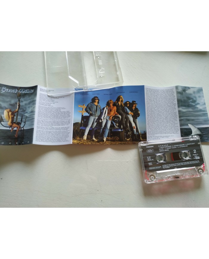 GREAT WHITE HOOKED CASSETTE TAPE CINTA CAPITOL EU EDITION 1991 Am