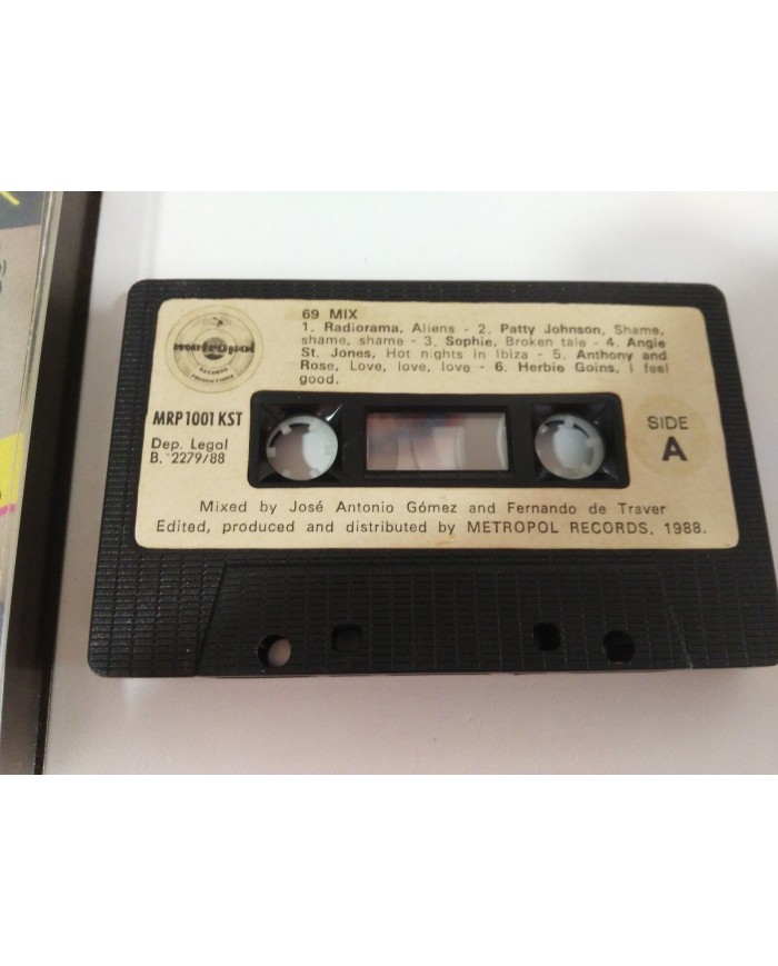 69 MIX CASSETTE TAPE CINTA METROPOL 1988 SPANISH EDITION PAPER LABELS MAX MIX