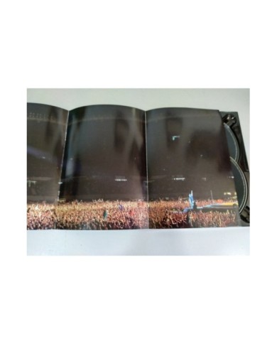 Robbie Williams Live And Through It All 1997-2006 - DVD Booklet Region 2 Am