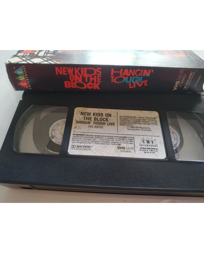New Kids on the Block Hangin Tough Live 1989 - VHS Cinta Tape - 3T