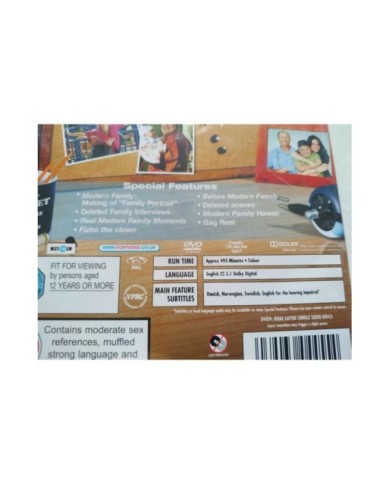 Modern Family Complete First Season - 4 x DVD Ingles Region 2 - 3T