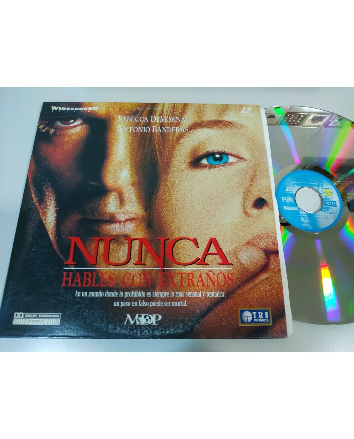 Nunca Hables con Extra?os Antonio Banderas Rebecca Demornay Laserdisc LD ESPA?OL Nunca Hables con Extra?os Antonio Banderas Rebecca Demornay Laserdisc LD ESPA?OL