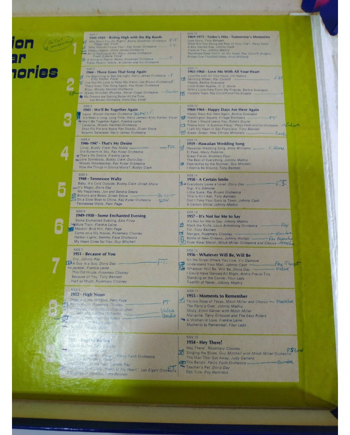 Million Dollar Memories 1941-1971 Collection Box - 10 x LP 12" Vinilo VG/VG 3T
