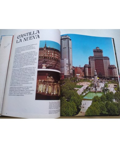 España en Color Nestor Lujan 1979 Cedag LIBRO Español Am