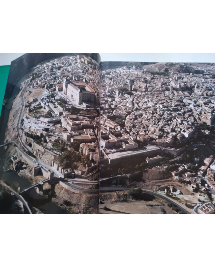Castilla la Mancha desde el Cielo Ricardo Izquierdo 1996 - LIBRO Español