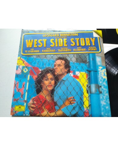 West Side Story Bernstein Carreras Kanawa 1985 - 2 x LP 12" Vinilo VG/VG Am West Side Story Bernstein Carreras Kanawa 1985 - 2 x LP 12" Vinilo VG/VG Am