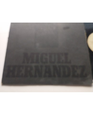 Joan Manuel Serrat Miguel HErnandez Novola NLX1034 1972 - LP Vinilo 12" G+/VG Joan Manuel Serrat Miguel HErnandez Novola NLX1034 1972 - LP Vinilo 12" G+/VG
